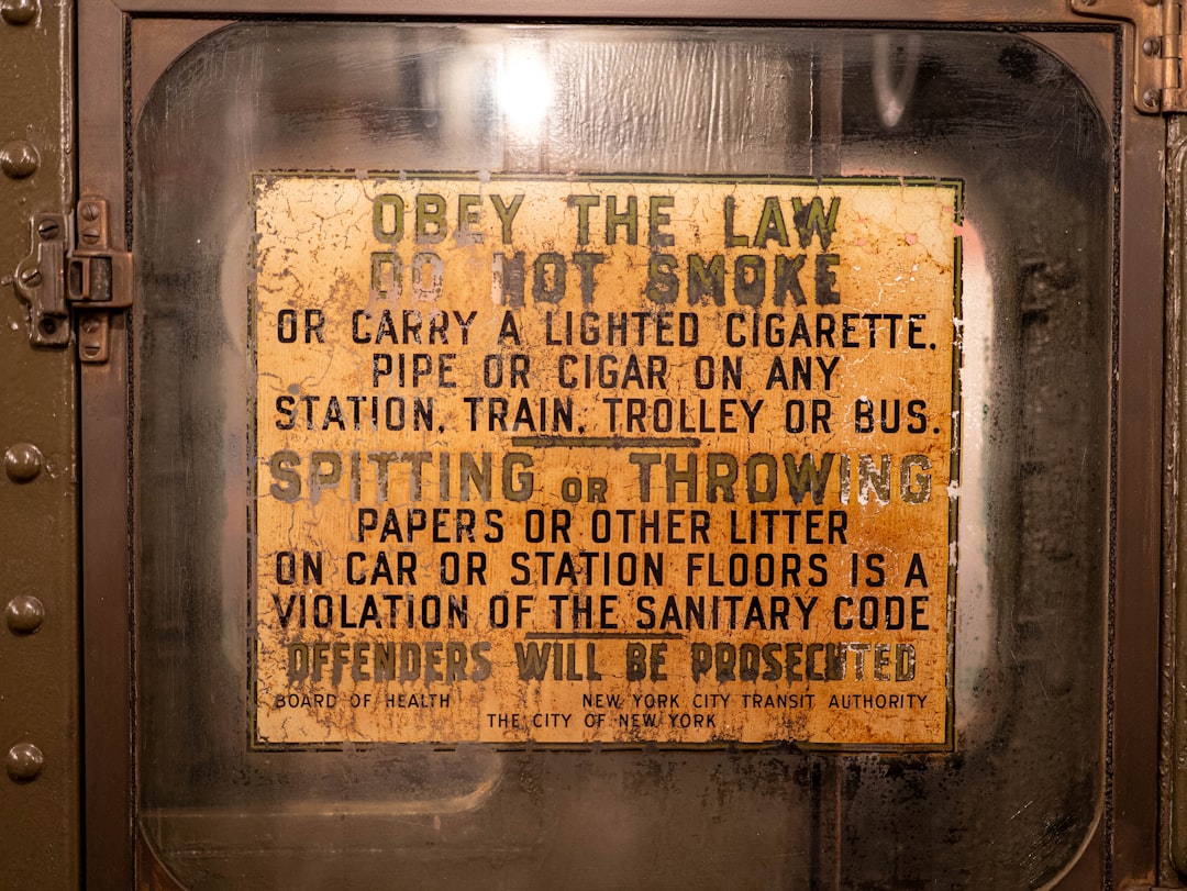 découvrez les règles et régulations concernant les arrêtés de bruit afin de préserver la tranquillité dans votre quartier.