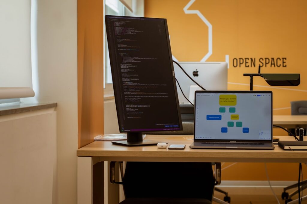 optimisez votre espace de travail pour améliorer la productivité et le confort grâce à des solutions efficaces et adaptées à vos besoins professionnels.