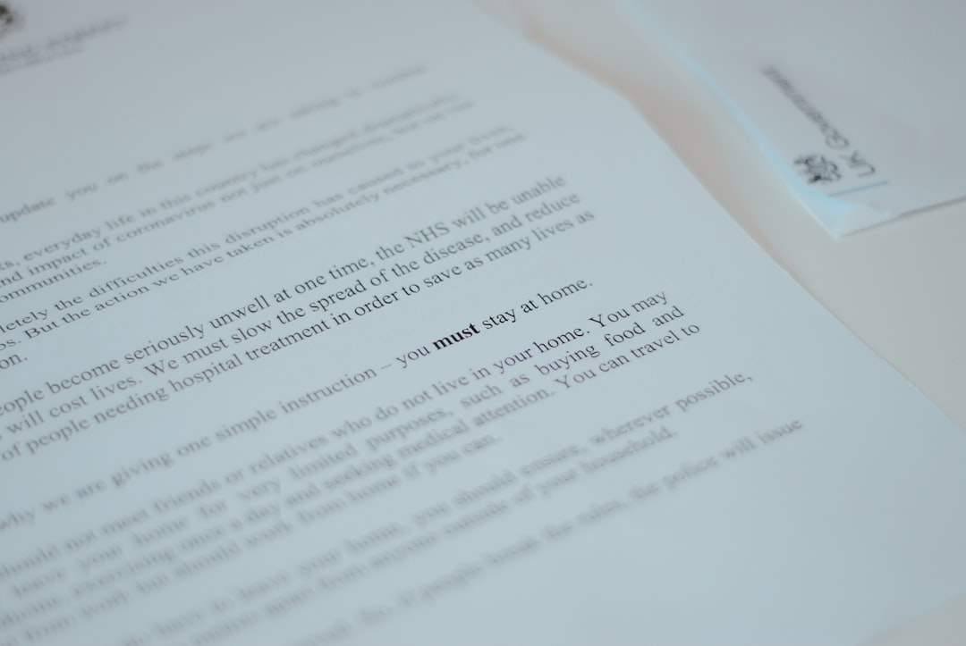 avis d'augmentation de loyer : informez vos locataires des changements de loyer conformément à la loi, avec des modèles et conseils pour rédiger un avis clair et légal.